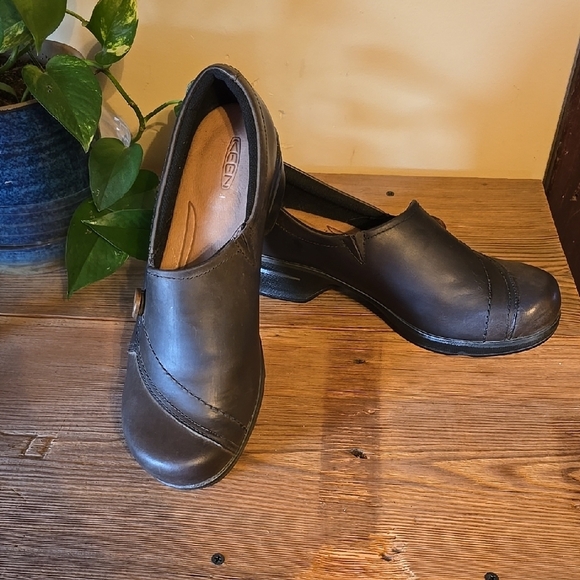 Keen Brown Mules Comfortable Slip-On Clogs 10 - Picture 1 of 5